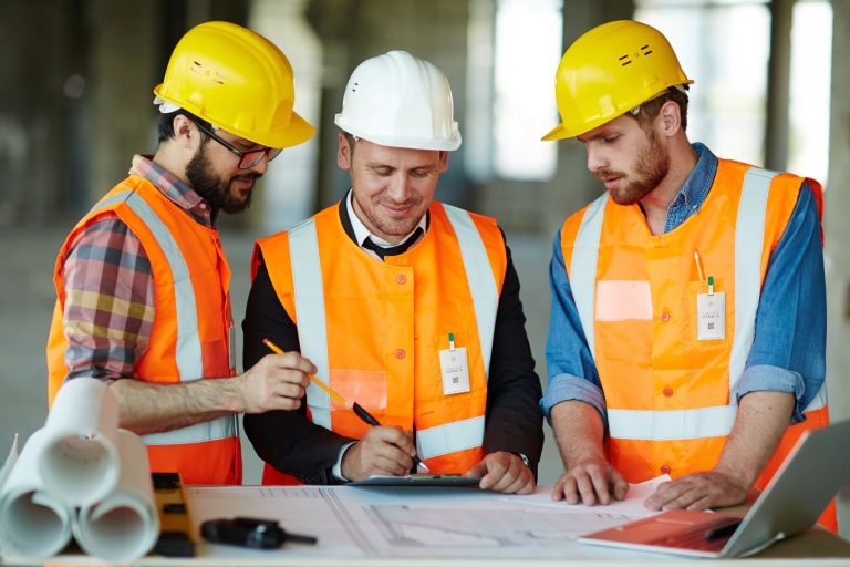أفضل فريق من المهندسين للمقاولات في حدائق القبة